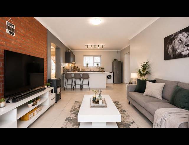 2 BEDROOM APARTMENT FOR SALE IN JANSEN PARK